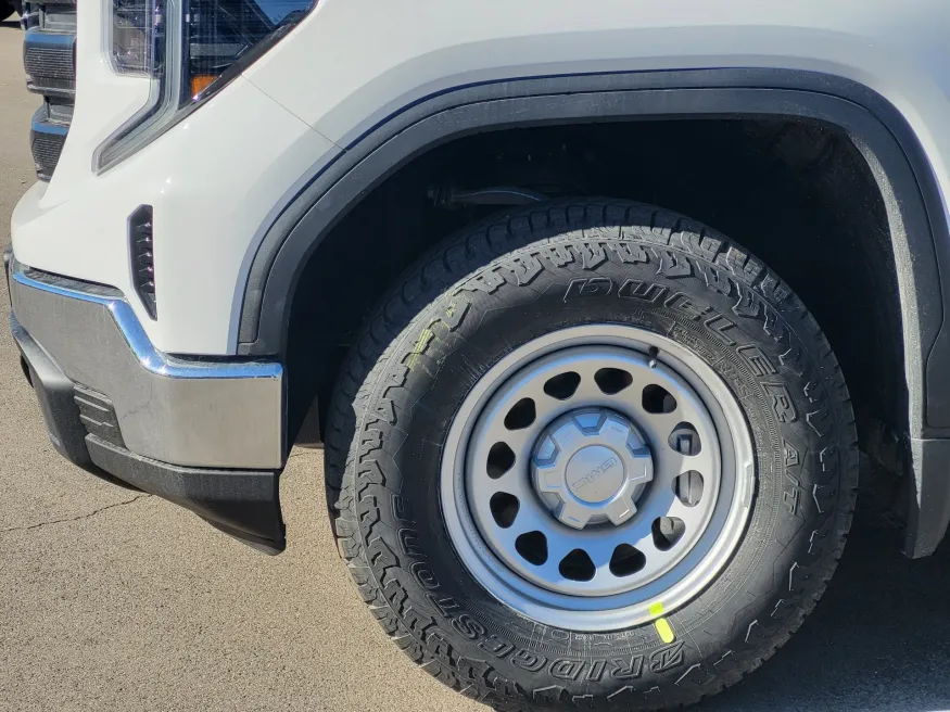 2026 GMC Sierra 1500 Pro | Photo 8 of 25