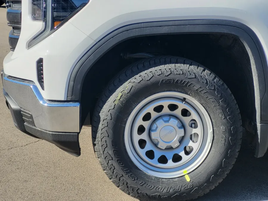 2026 GMC Sierra 1500 Pro | Photo 8 of 25