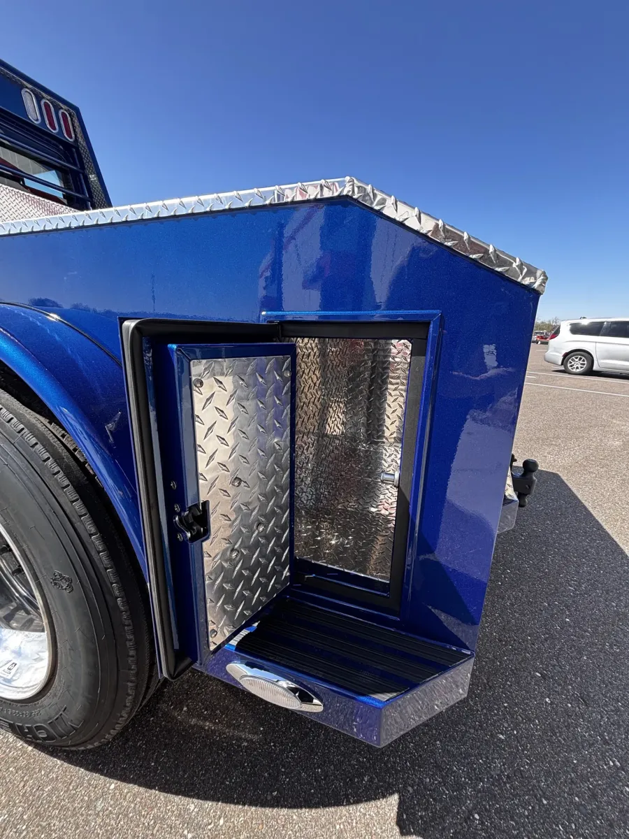 2025 Freightliner M2 106 Summit Hauler | Photo 22 of 27