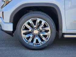 2026 GMC Sierra 1500 Denali | Thumbnail Photo 21 of 31