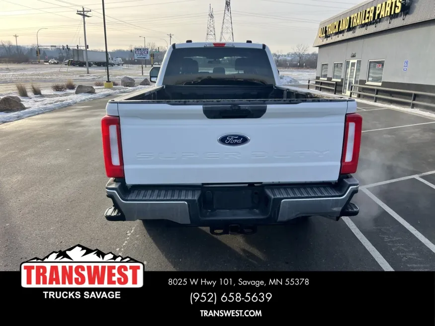 2024 Ford F250 | Photo 10 of 17