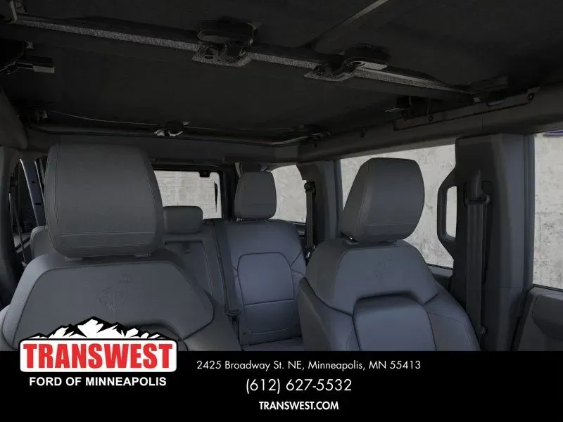 2025 Ford Bronco Badlands | Photo 11 of 25