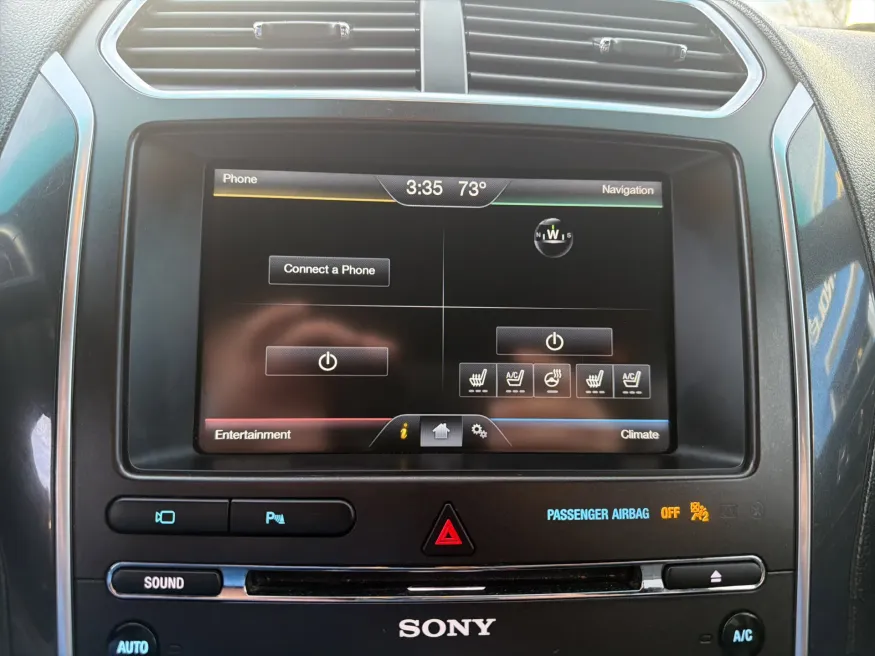 2016 Ford Explorer Limited | Photo 19 of 24