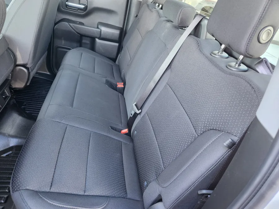 2026 GMC Sierra 1500 Pro | Photo 16 of 20