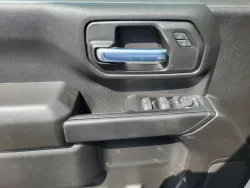 2026 GMC Sierra 2500HD Pro | Thumbnail Photo 18 of 24
