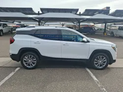 2024 GMC Terrain SLT | Thumbnail Photo 5 of 21