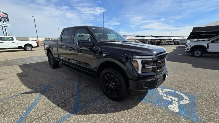 2026 Ford F-150 | Photo 3 of 31