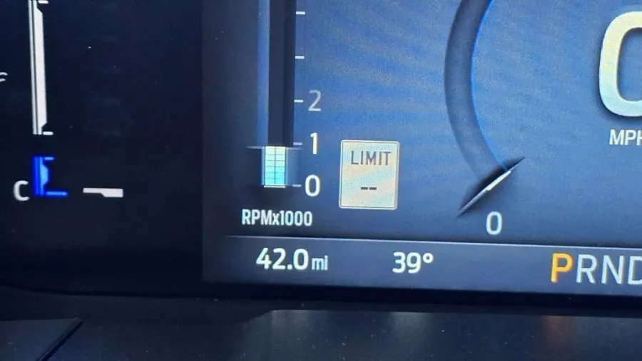 2025 Ford Maverick | Photo 20 of 32