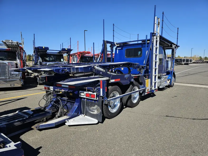 2020 Western Star 4900FA | Photo 14 of 14