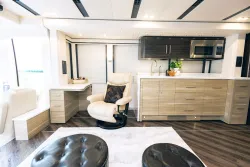 2027 Emerald Luxury Coaches Prevost H3-45 Quad Slide | Thumbnail Photo 7 of 33
