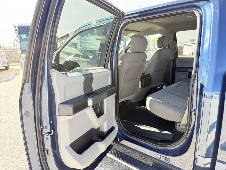 2018 Ford F-150 | Photo 9 of 22