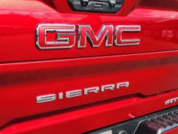 2026 GMC Sierra 2500HD AT4 | Thumbnail Photo 13 of 31