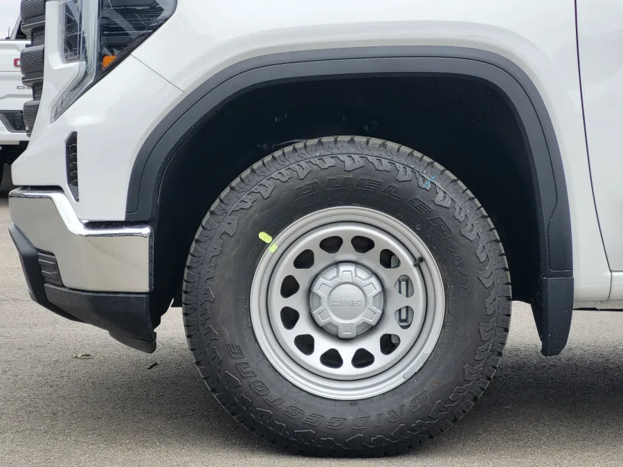 2026 GMC Sierra 1500 Pro | Photo 8 of 24