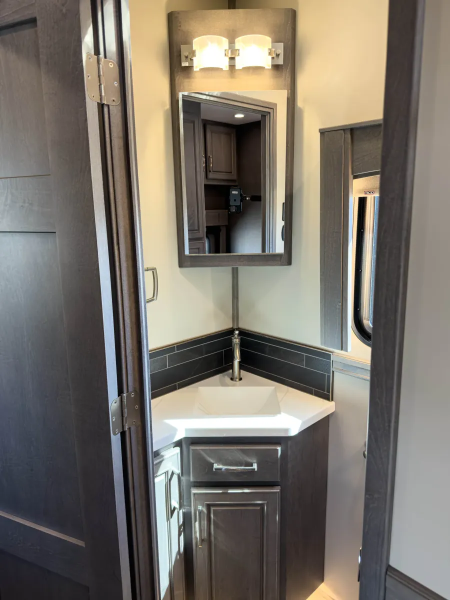 2026 Renegade Classic 45CMR | Photo 21 of 29