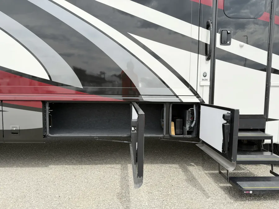 2021 Newmar Bay Star 3626 | Photo 23 of 27