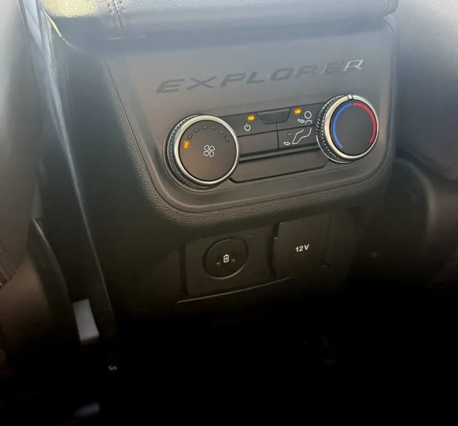 2026 Ford Explorer | Photo 22 of 24