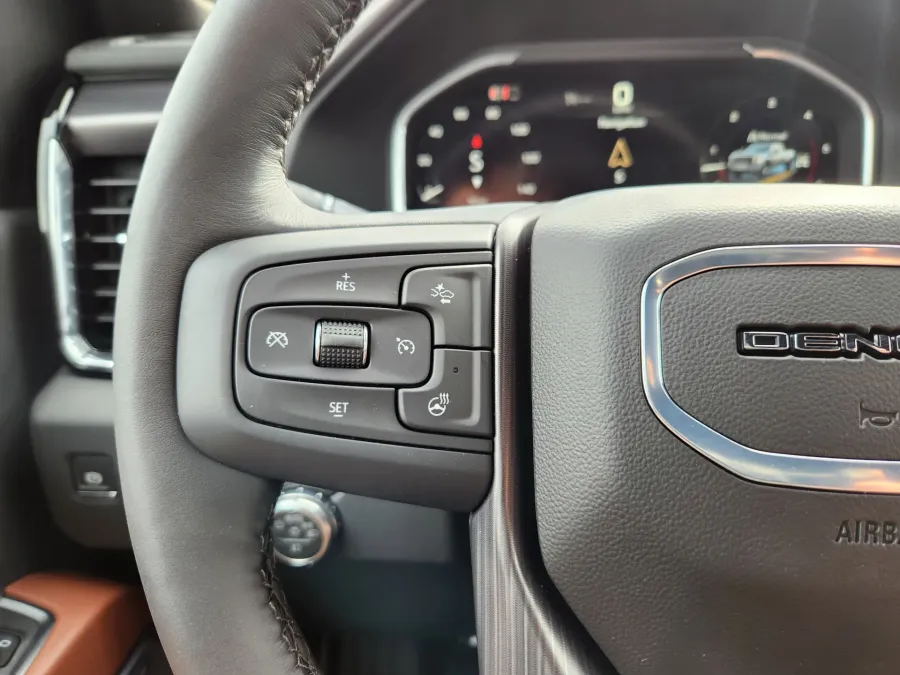 2026 GMC Sierra 3500HD Denali Ultimate | Photo 23 of 31