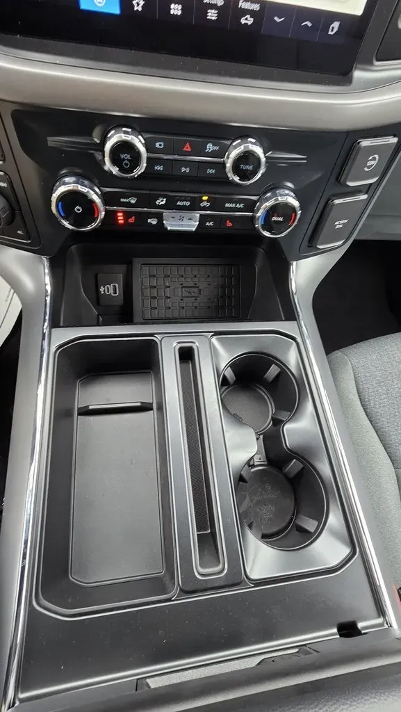 2025 Ford F-150 | Photo 23 of 29