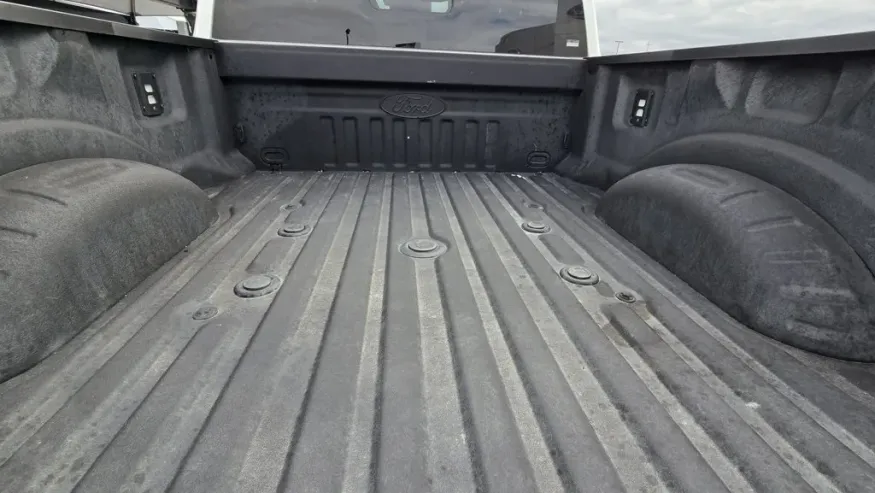 2024 Ford F-250 | Photo 11 of 38