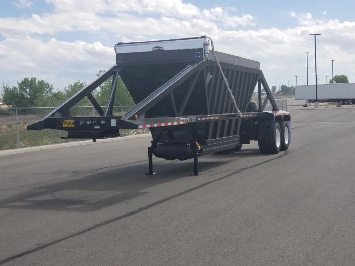 2026 Armor Lite SBD-40 AR | Photo 3 of 14