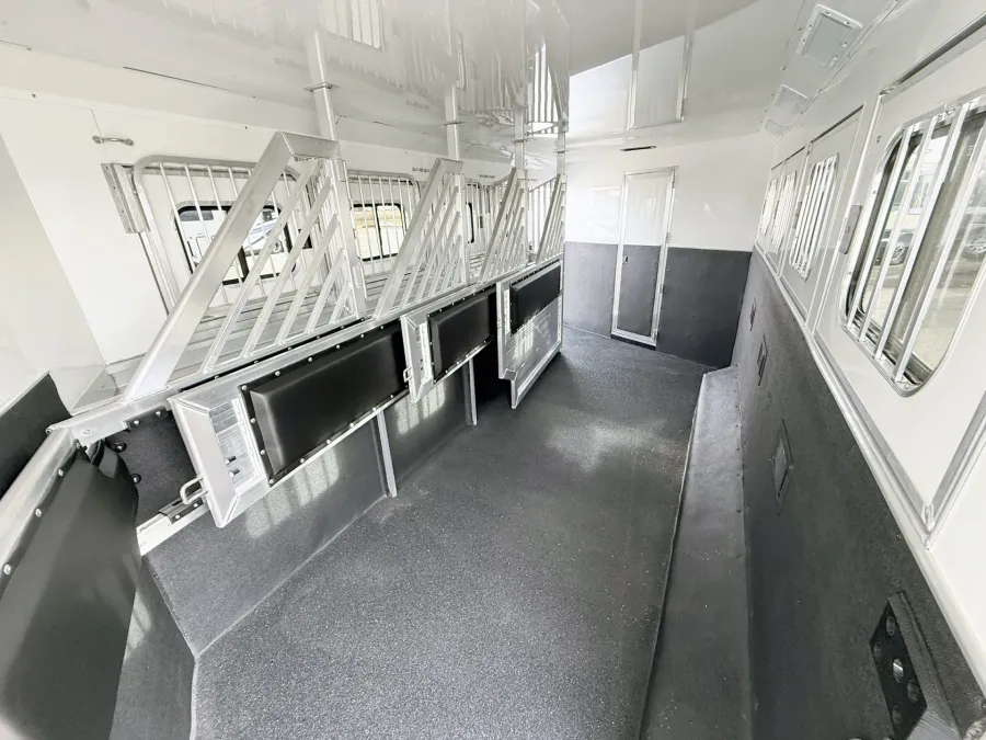 2026 Cimarron Norstar 5HLQ | Photo 15 of 27