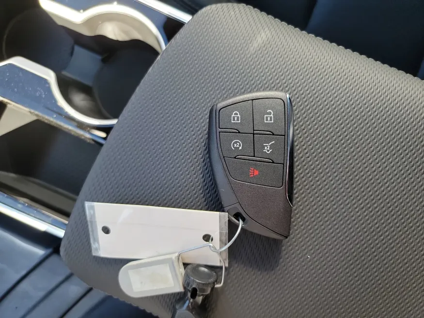 2026 Chevrolet Equinox AWD LT | Photo 16 of 17