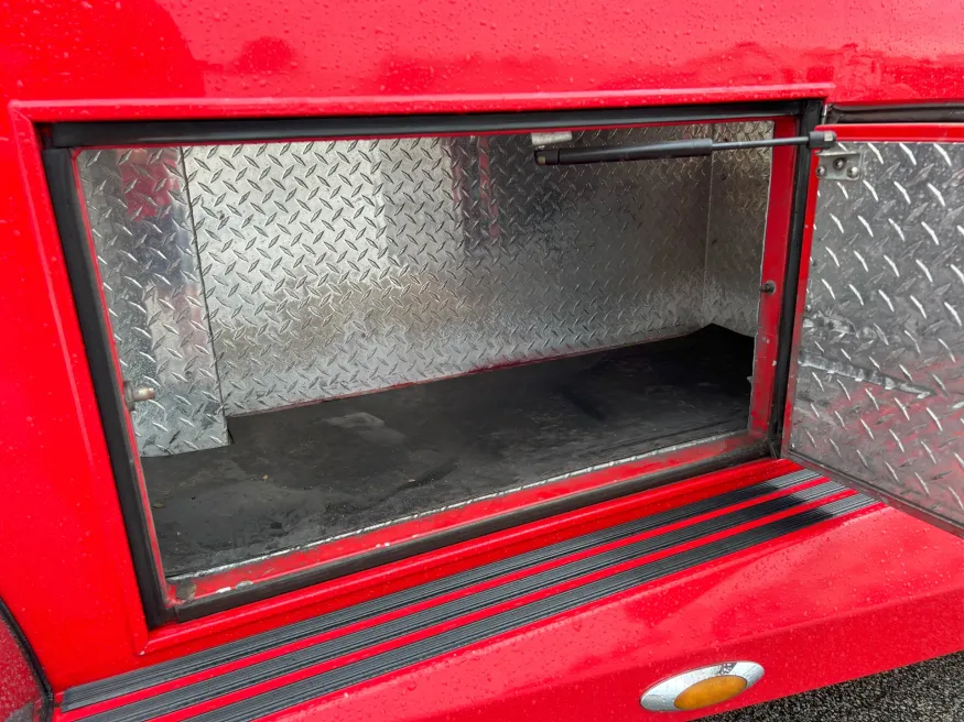 2007 Freightliner M2 106 | Photo 16 of 40