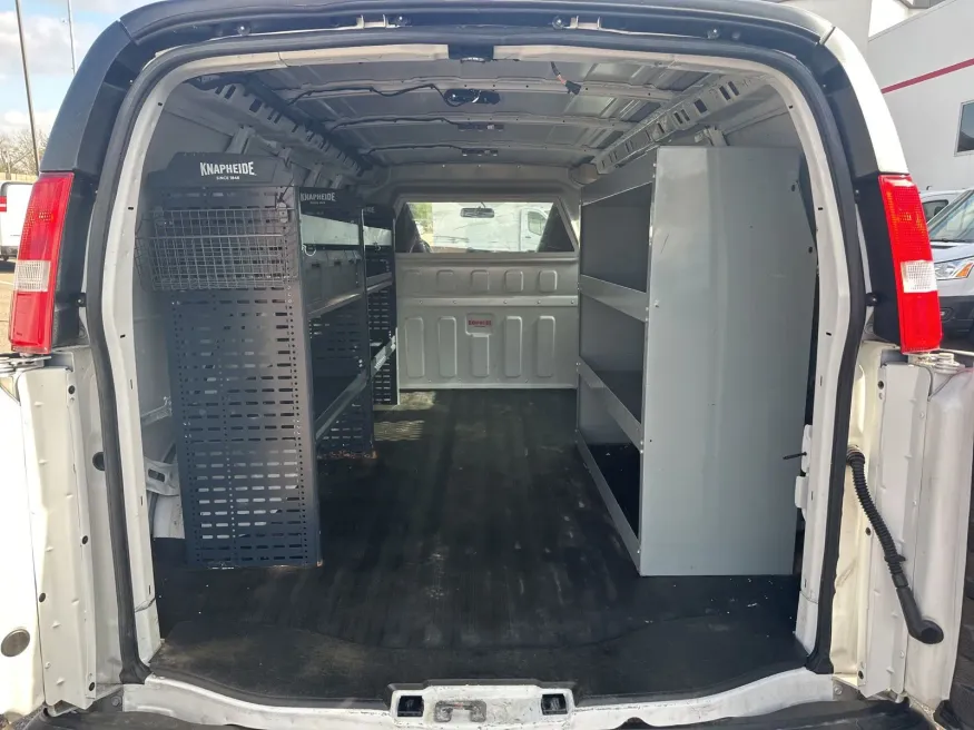 2021 Chevrolet Express | Photo 8 of 9