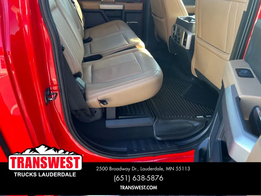 2022 Ford Super Duty F-350 Lariat | Photo 3 of 17