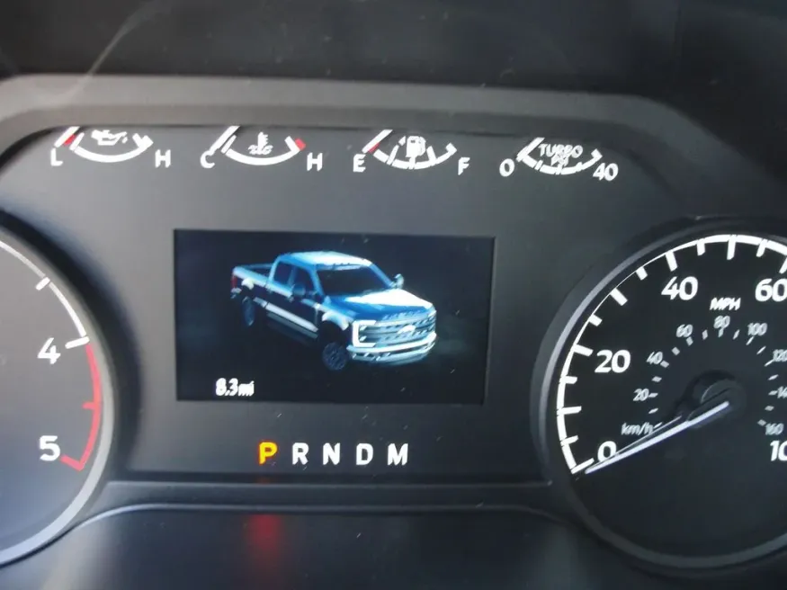 2026 Ford Super Duty F-550 XL | Photo 8 of 16