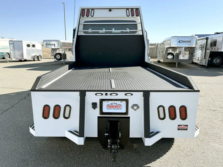 2025 Freightliner M2 106 Plus Summit Hauler | Photo 15 of 22