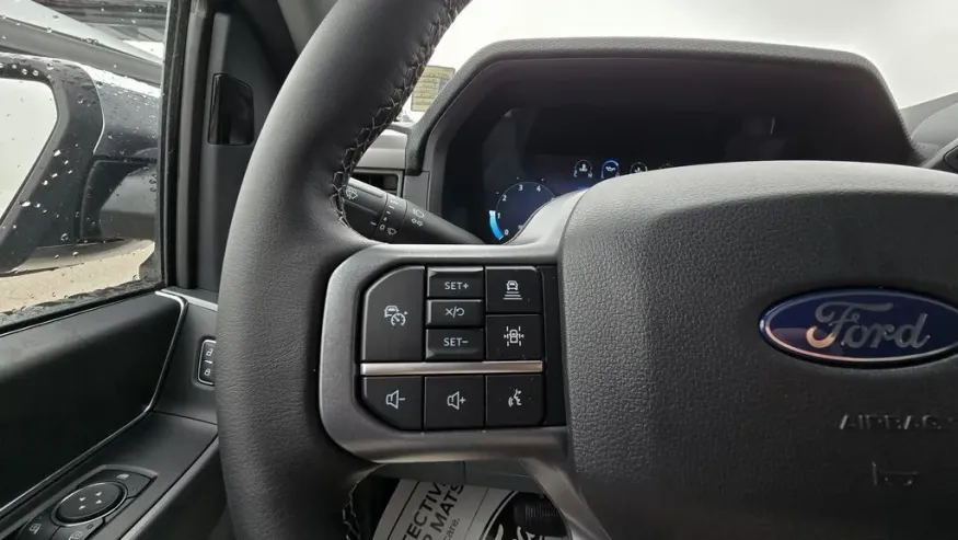 2025 Ford F-150 | Photo 16 of 29