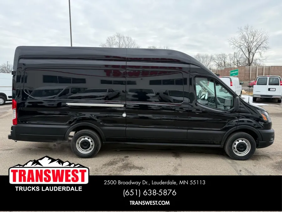 2023 Ford T-250 | Photo 15 of 21