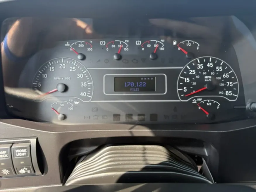 2020 International MV607 | Photo 12 of 13