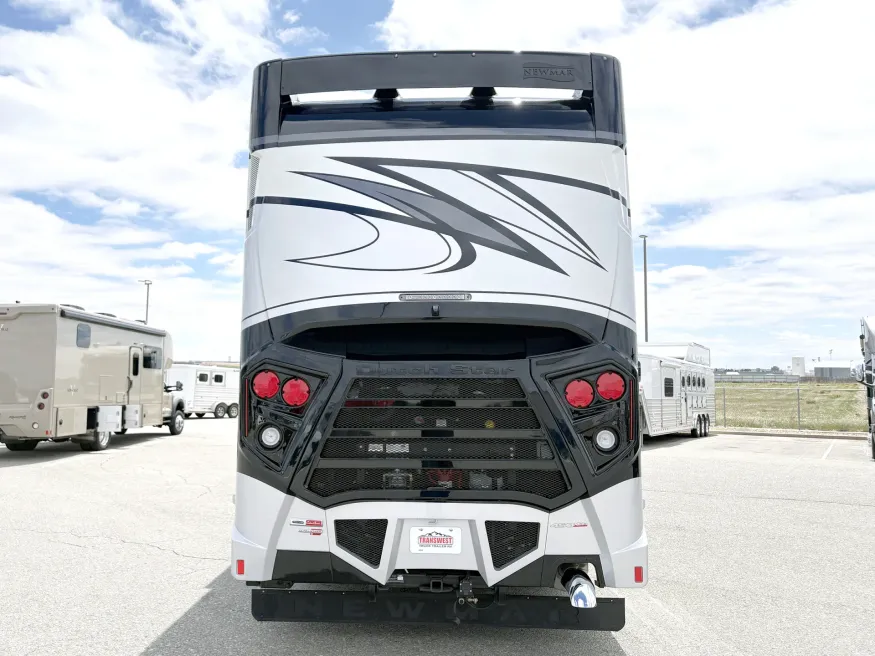 2026 Newmar Dutch Star 4369 | Photo 20 of 30