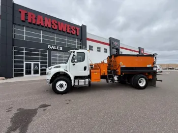 2013 Freightliner M2 106