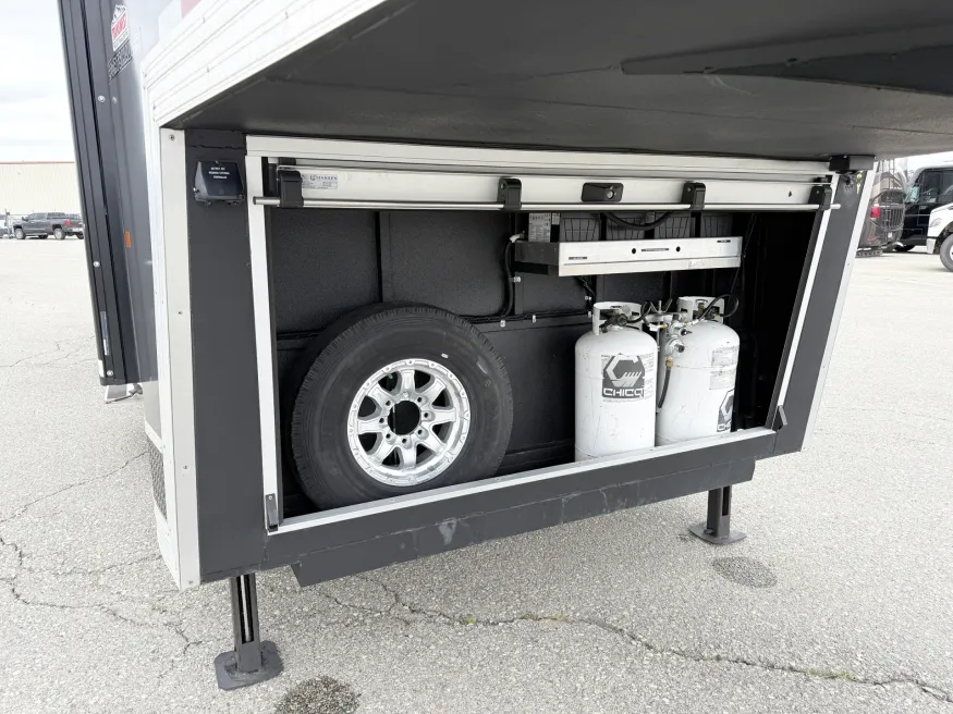 2022 Logan Coach Ultimate Sports Hauler | Photo 25 of 25