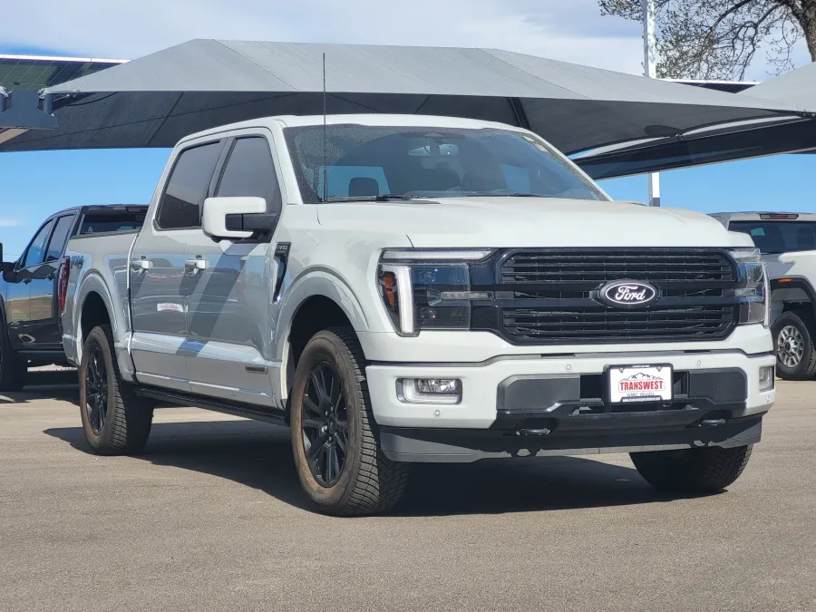2024 Ford F-150 Platinum | Photo 2 of 26
