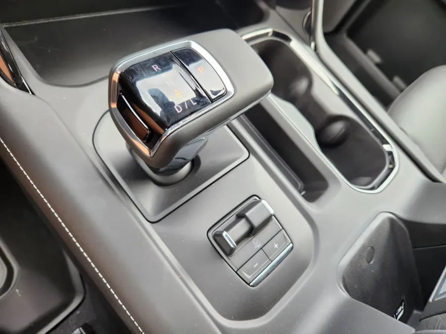 2026 GMC Sierra 1500 AT4X | Photo 27 of 30