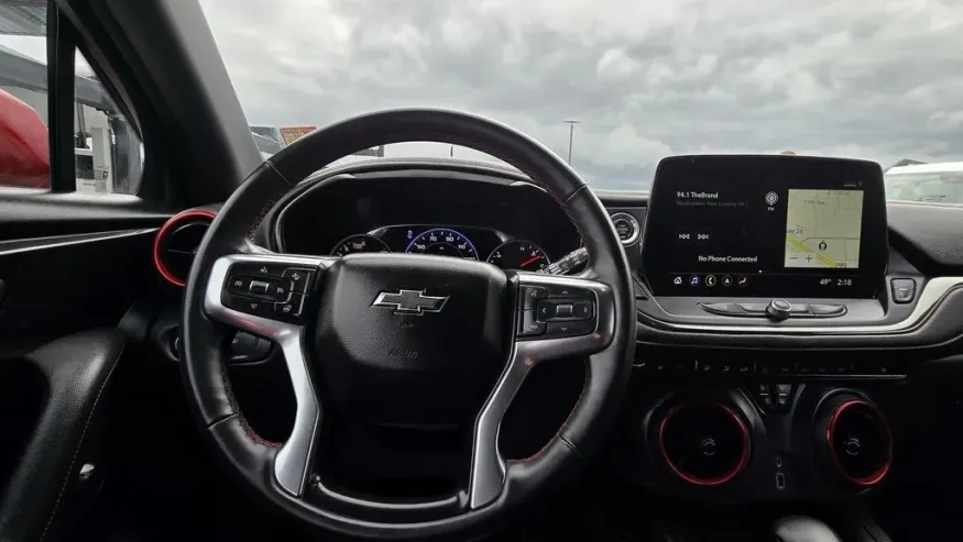 2023 Chevrolet Blazer | Photo 15 of 32