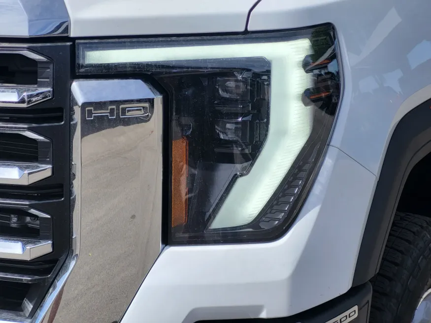 2026 GMC Sierra 2500HD SLE | Photo 7 of 24