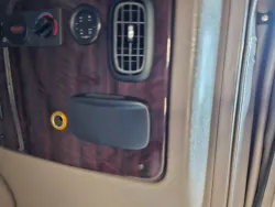 2019 Peterbilt 389 | Thumbnail Photo 14 of 24