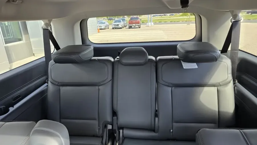 2025 Ford Expedition Max | Photo 39 of 40