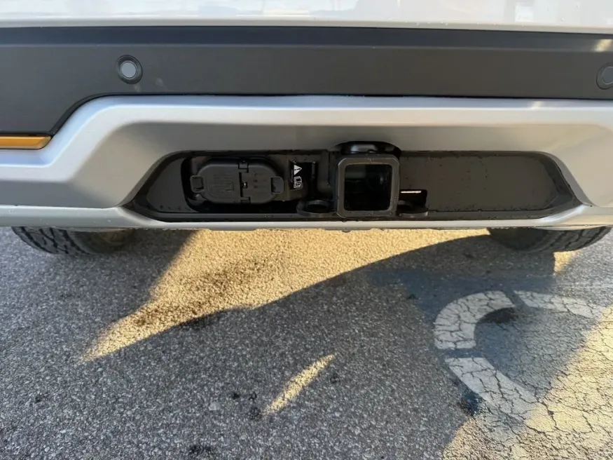 2026 Ford Explorer | Photo 9 of 32