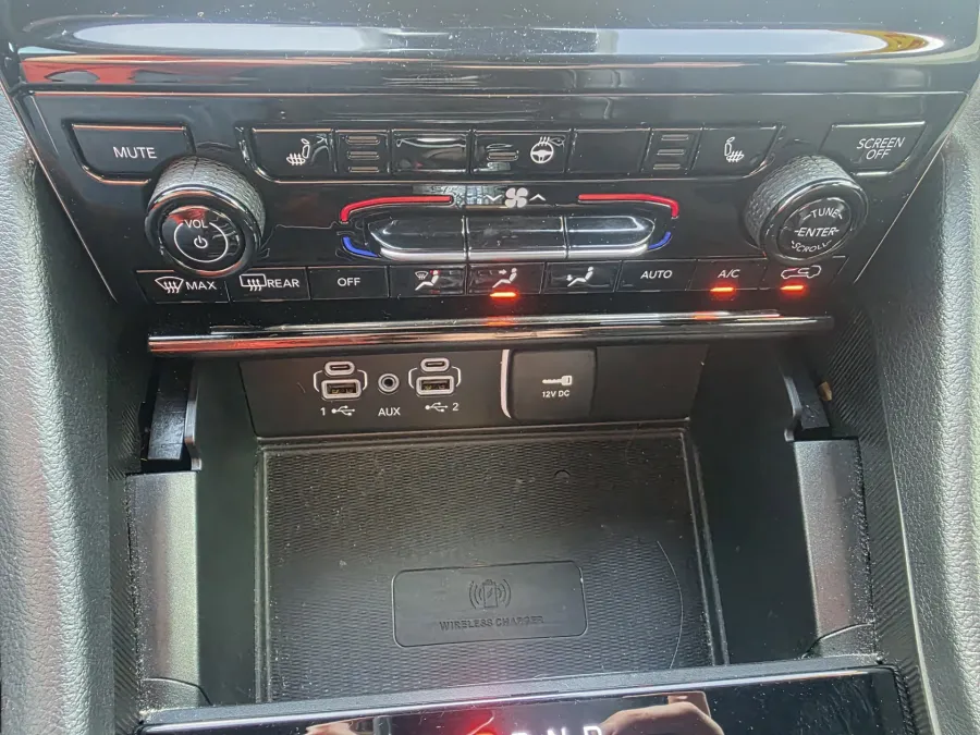 2025 Jeep Grand Cherokee Altitude | Photo 20 of 31