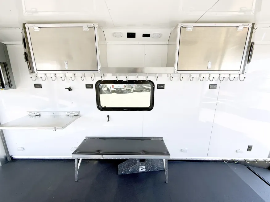 2026 Logan Coach Horse Power | Photo 14 of 20