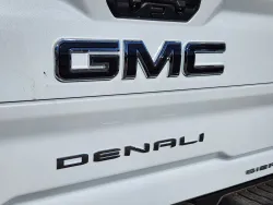 2026 GMC Sierra 3500HD Denali Ultimate | Thumbnail Photo 13 of 28