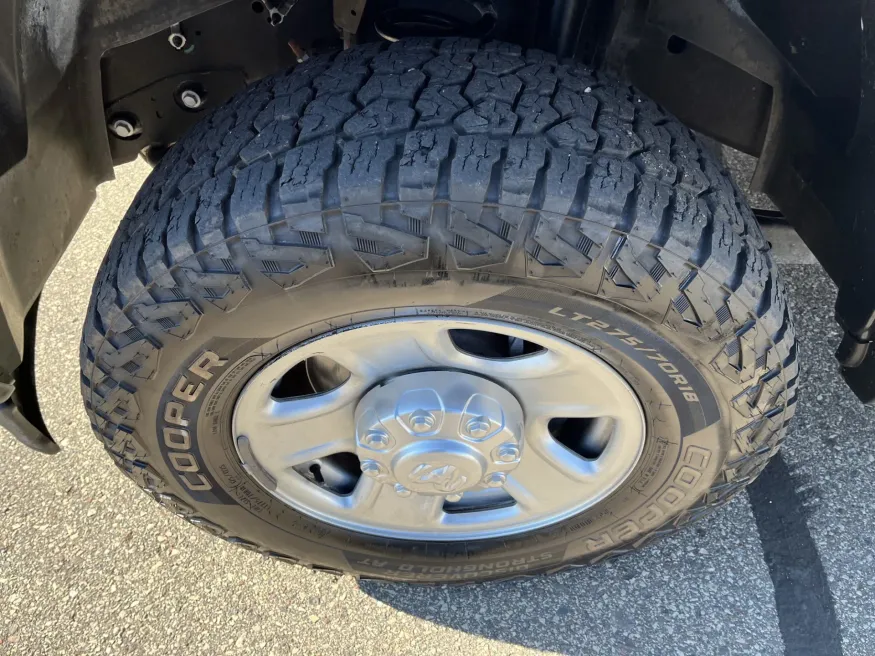 2023 RAM 2500 Tradesman | Photo 18 of 20