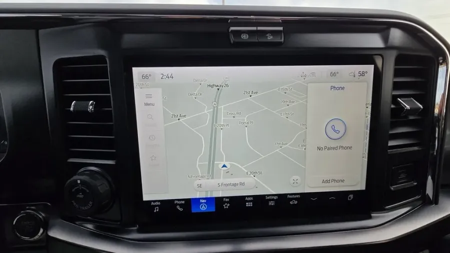 2026 Ford Super Duty F-350 | Photo 24 of 36