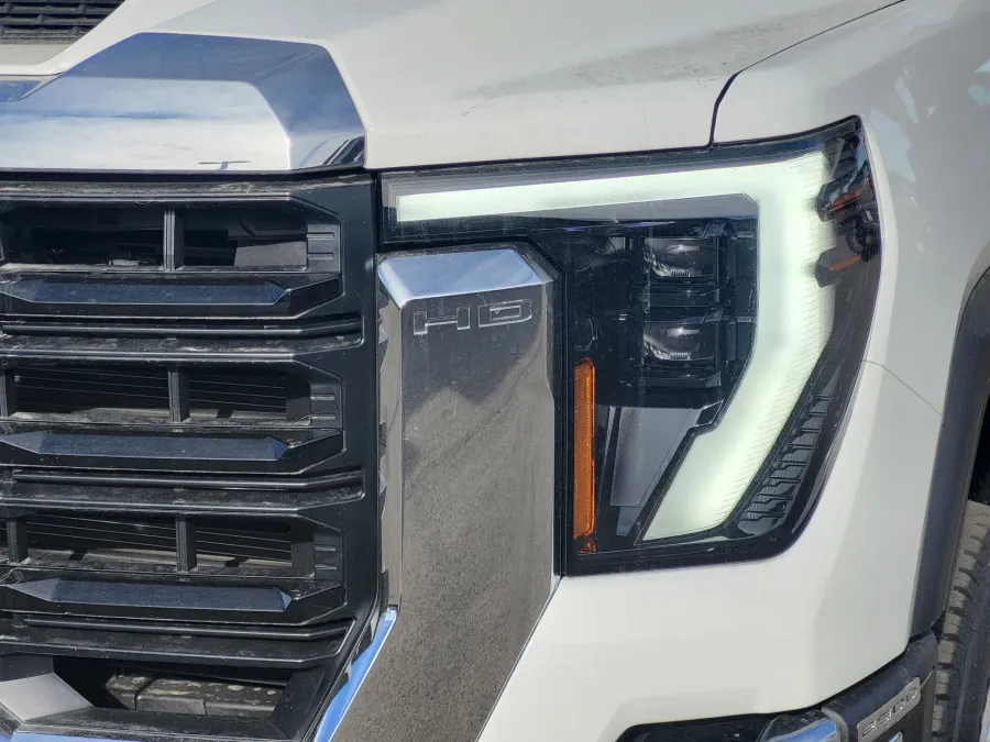 2026 GMC Sierra 2500HD Pro | Photo 7 of 24